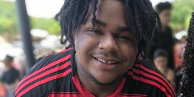 Leal e sorridente: quem era o jovem que morreu após acidente de moto no centro de Palmas