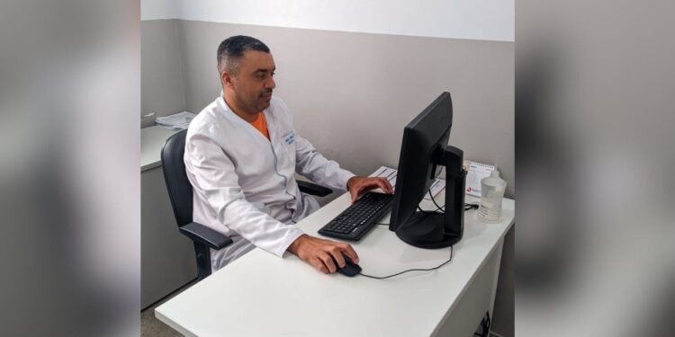 Ex-detento que concluiu estudos na prisão chega ao 8º período de medicina em federal no Tocantins