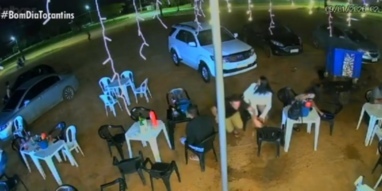 Criminosos atacam distribuidora após seguranças impedirem venda de drogas; suspeitos foram presos